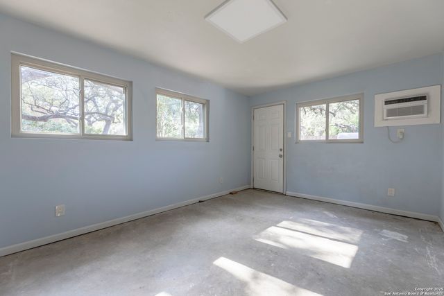 630 Patricia, San Antonio, TX 78216