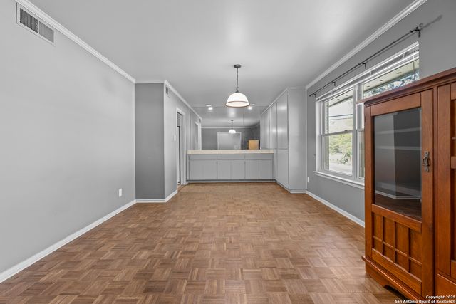 630 Patricia, San Antonio, TX 78216