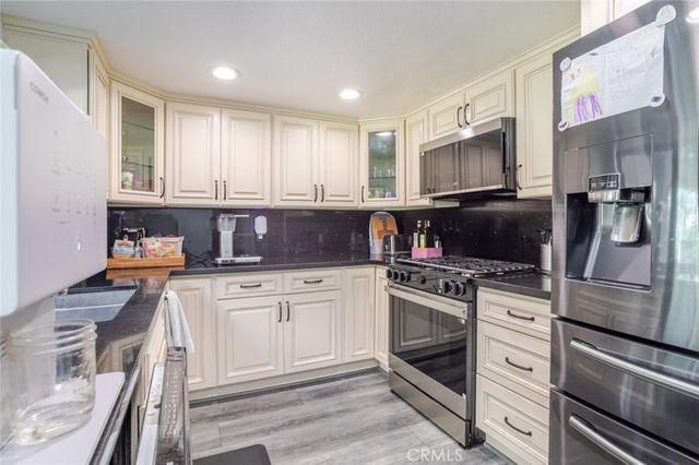 236 N Louise Street 104, Glendale, CA 91206