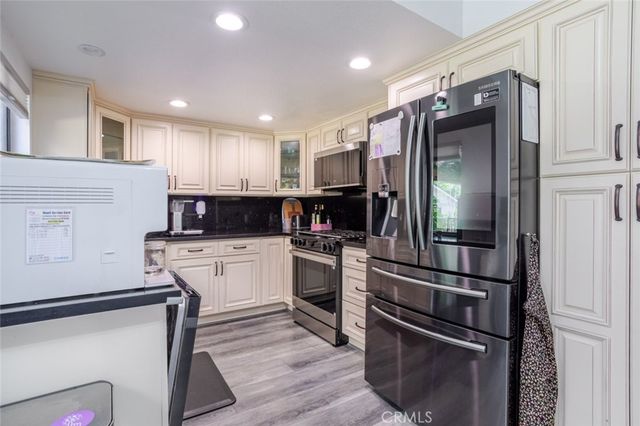 236 N Louise Street 104, Glendale, CA 91206