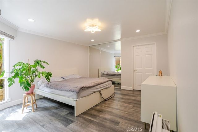 236 N Louise Street 104, Glendale, CA 91206