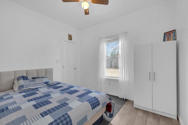 114 Crepe Myrtle PKWY, Elgin, TX 78621