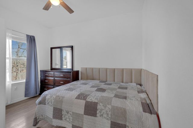 114 Crepe Myrtle PKWY, Elgin, TX 78621