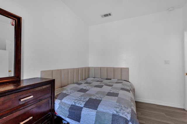 114 Crepe Myrtle PKWY, Elgin, TX 78621