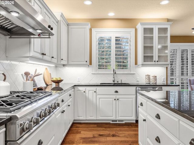 2520 Nw 12TH Cir, Camas, WA 98607