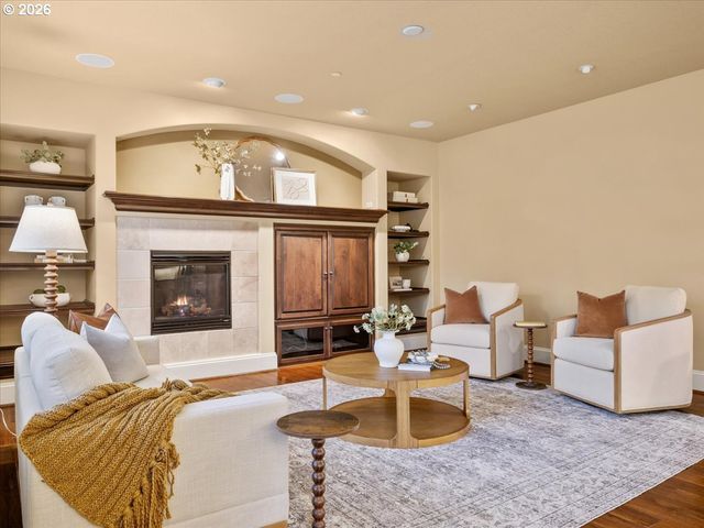 2520 Nw 12TH Cir, Camas, WA 98607