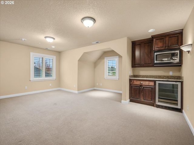 2520 Nw 12TH Cir, Camas, WA 98607