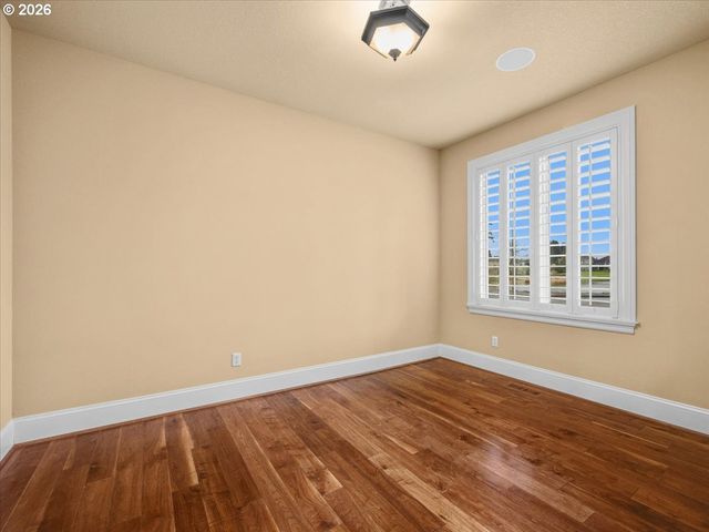 2520 Nw 12TH Cir, Camas, WA 98607