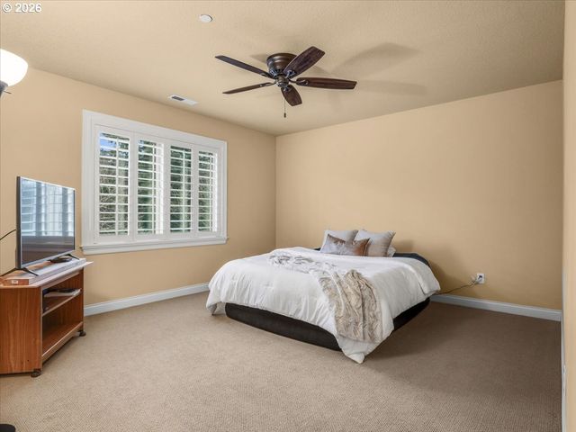 2520 Nw 12TH Cir, Camas, WA 98607