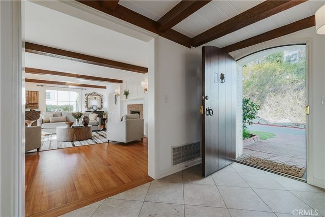 1463 Melwood Drive, Glendale, CA 91207