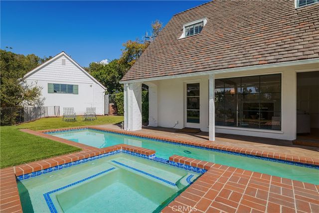 1463 Melwood Drive, Glendale, CA 91207