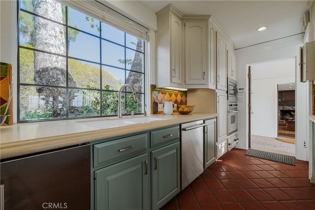 1463 Melwood Drive, Glendale, CA 91207