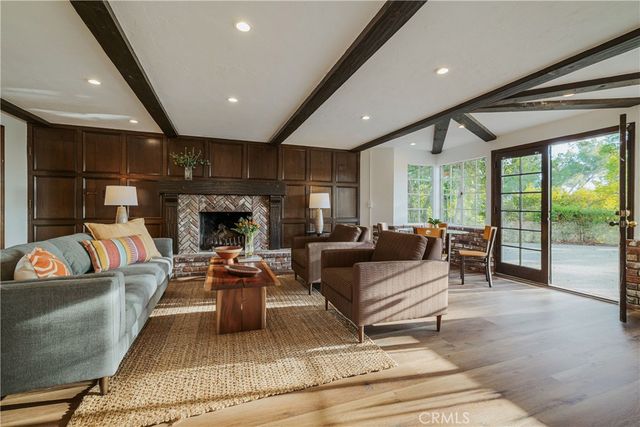 1463 Melwood Drive, Glendale, CA 91207