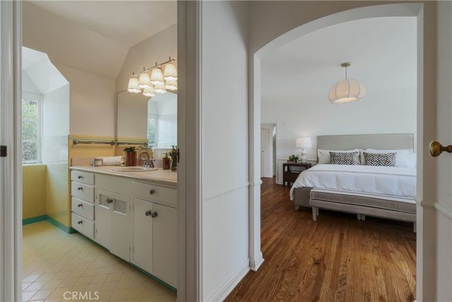 1463 Melwood Drive, Glendale, CA 91207