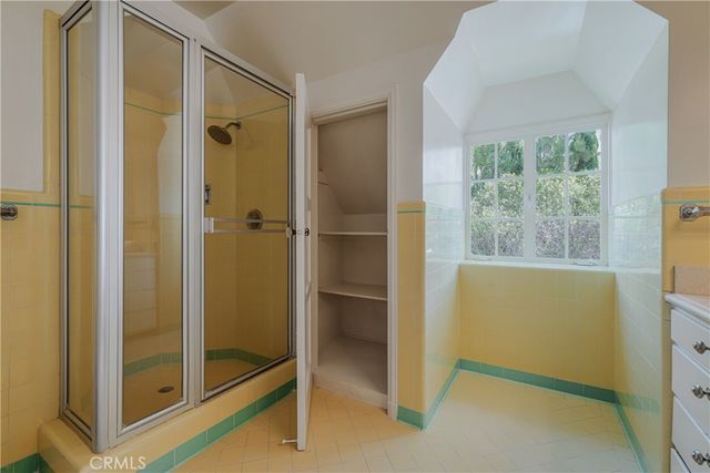 1463 Melwood Drive, Glendale, CA 91207