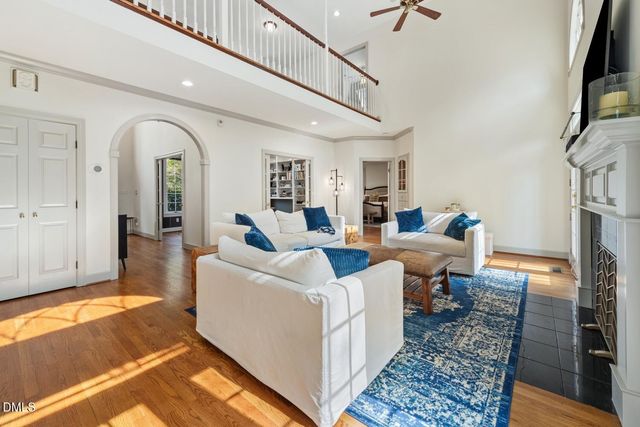 527 Grand Oak Drive, Hillsborough, NC 27278