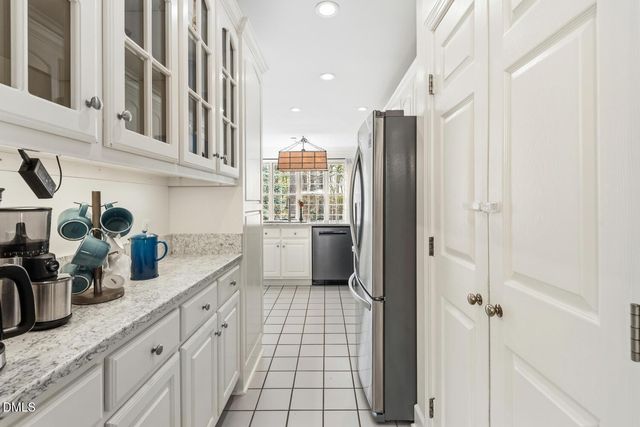 527 Grand Oak Drive, Hillsborough, NC 27278