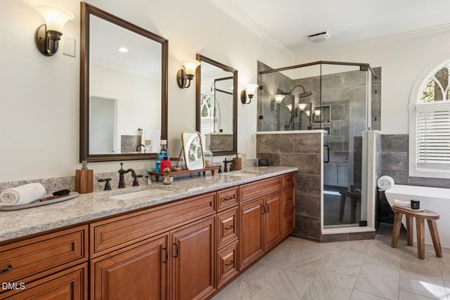 527 Grand Oak Drive, Hillsborough, NC 27278