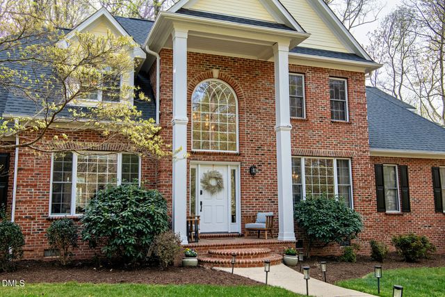 527 Grand Oak Drive, Hillsborough, NC 27278