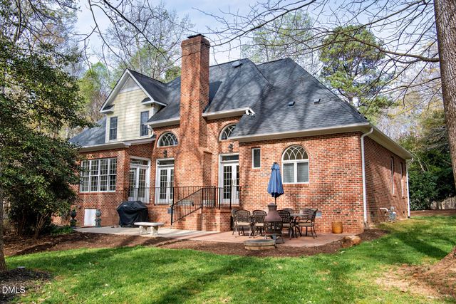 527 Grand Oak Drive, Hillsborough, NC 27278