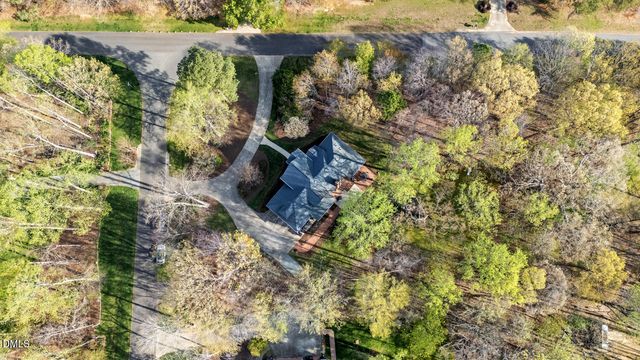 527 Grand Oak Drive, Hillsborough, NC 27278