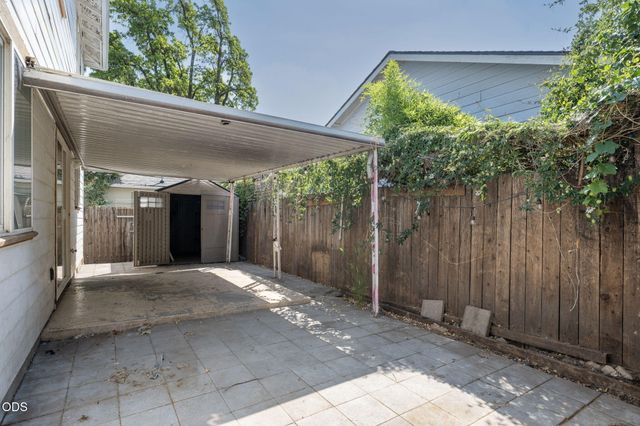 841 W 11th Street, Medford, OR 97501
