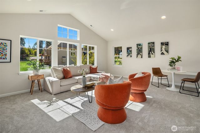 13874 LaVigne Court NE, Bainbridge Island, WA 98110