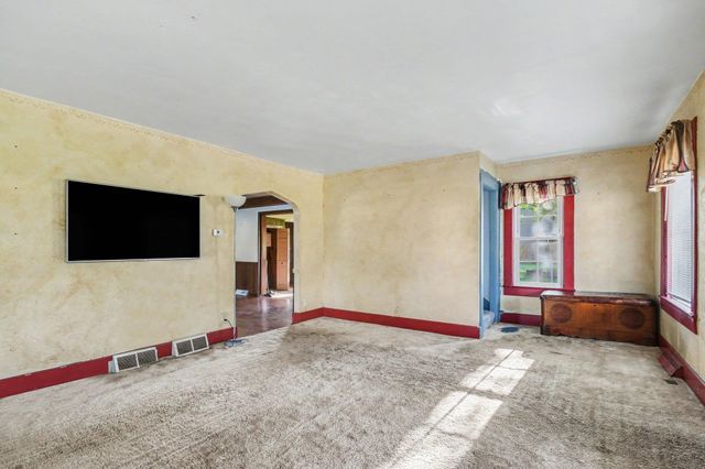 19279 County Road 40, Goshen, IN 46526