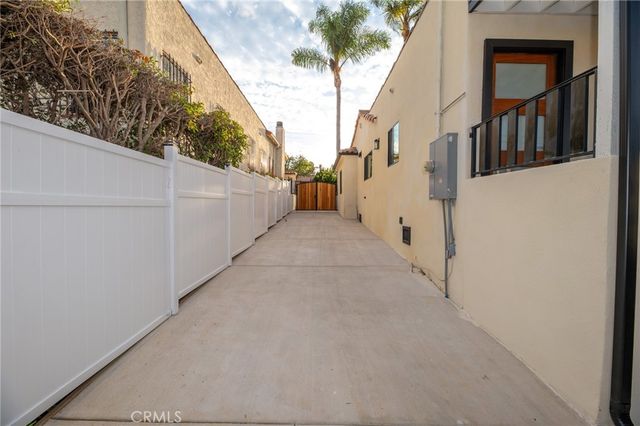 4832 S Victoria, View Park, CA 90043