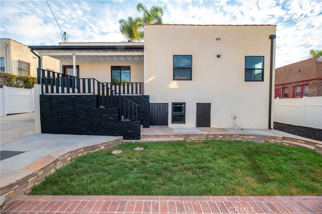 4832 S Victoria, View Park, CA 90043