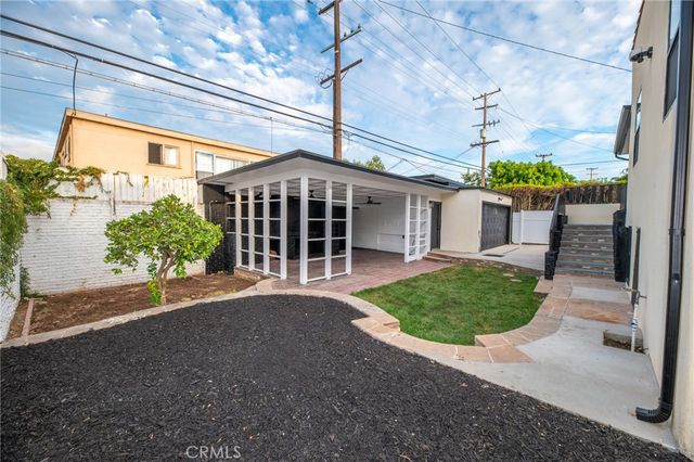 4832 S Victoria, View Park, CA 90043