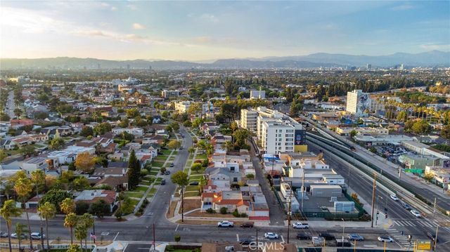 4832 S Victoria, View Park, CA 90043