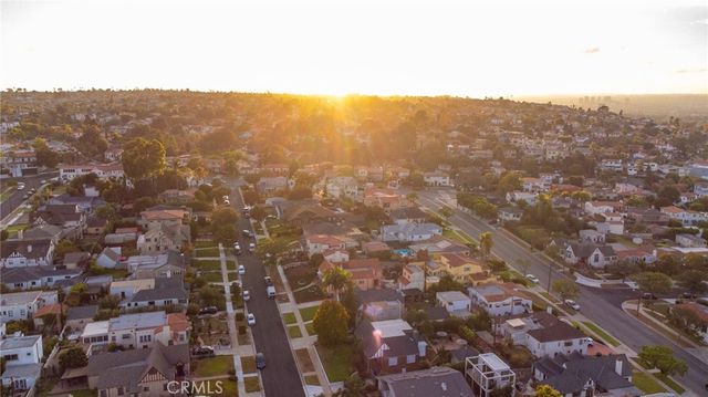 4832 S Victoria, View Park, CA 90043