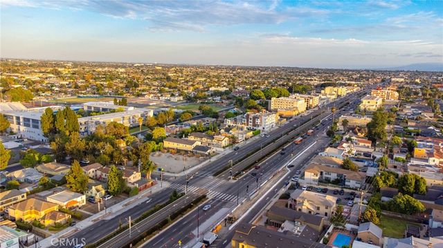 4832 S Victoria, View Park, CA 90043