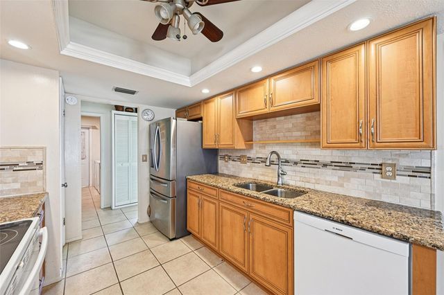 101 ALGIERS DRIVE, Venice, FL 34293