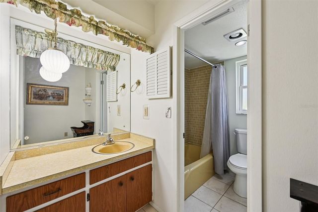 101 ALGIERS DRIVE, Venice, FL 34293