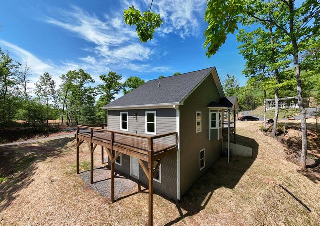 296 Peaks Drive, Hayesville, NC 28904