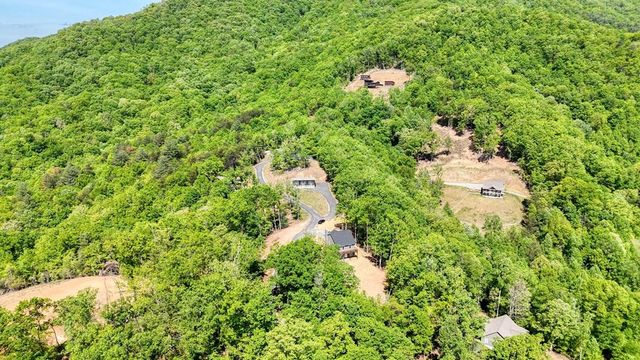 296 Peaks Drive, Hayesville, NC 28904