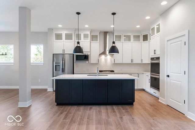 6077 Johnson Road, Zionsville, IN 46077