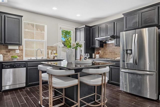 3450 Bramante Ln, Dublin, CA 94568