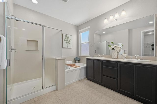 3450 Bramante Ln, Dublin, CA 94568