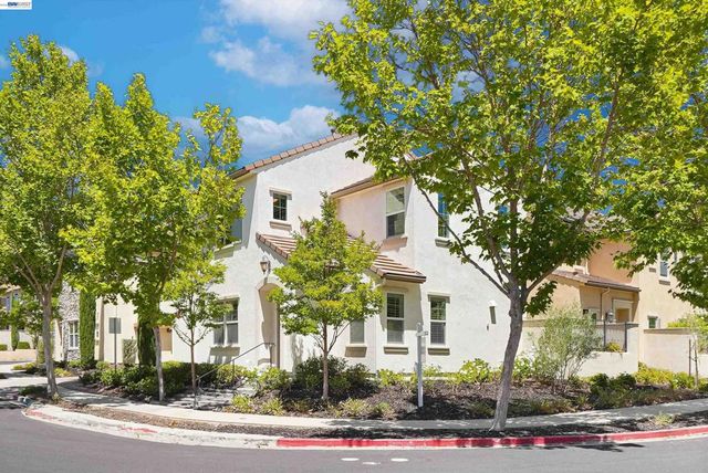 3450 Bramante Ln, Dublin, CA 94568