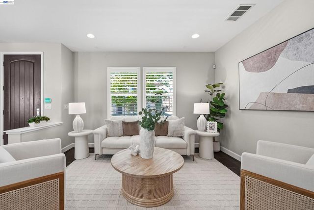 3450 Bramante Ln, Dublin, CA 94568
