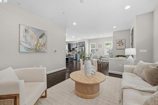 3450 Bramante Ln, Dublin, CA 94568