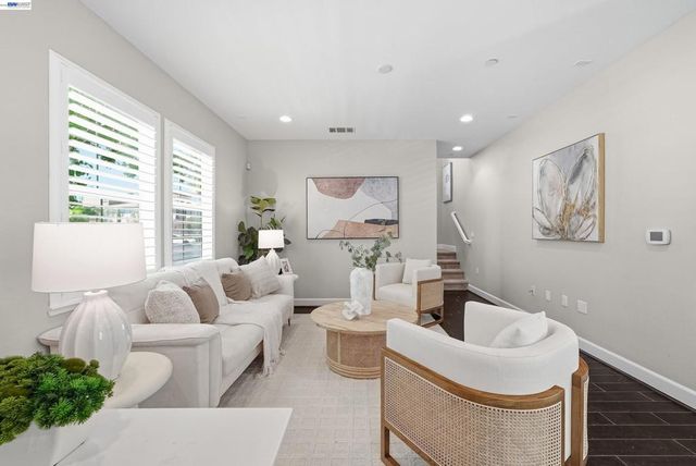 3450 Bramante Ln, Dublin, CA 94568