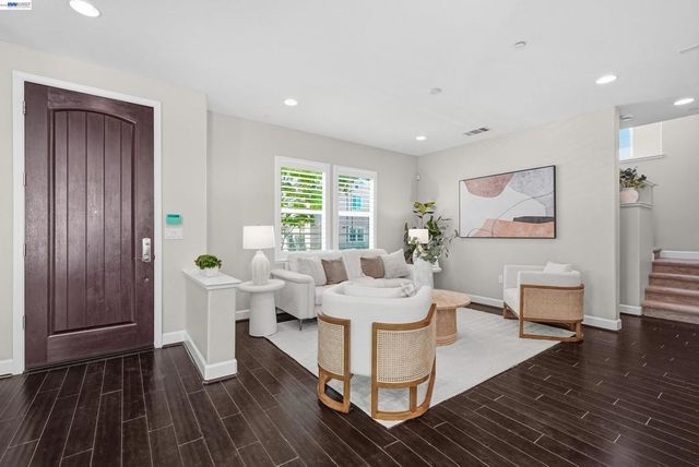 3450 Bramante Ln, Dublin, CA 94568