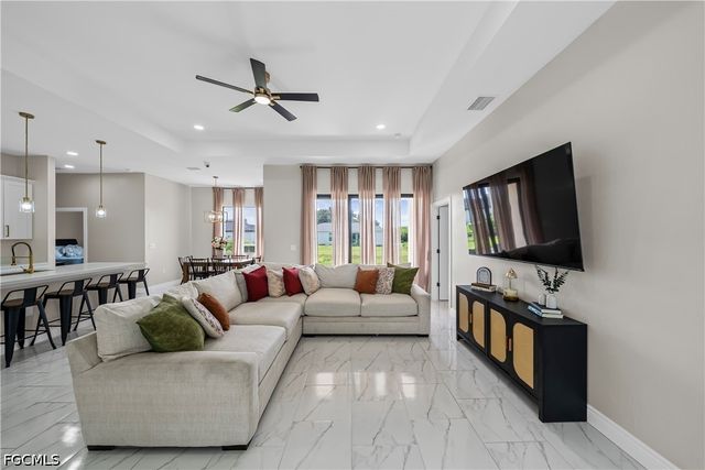 3011 8th ST SW, Lehigh Acres, FL 33976