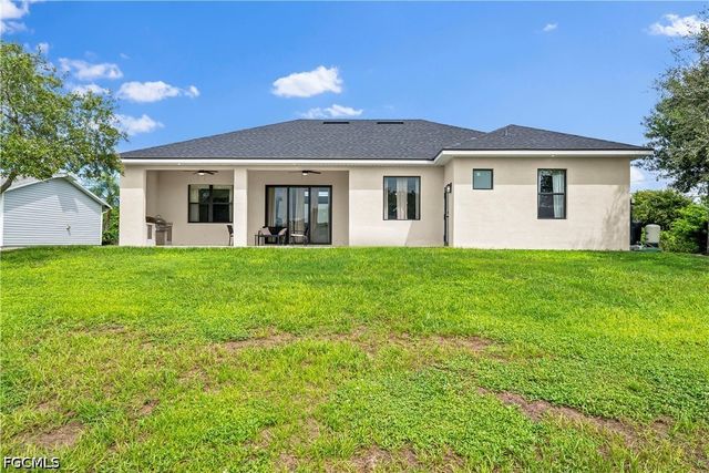 3011 8th ST SW, Lehigh Acres, FL 33976