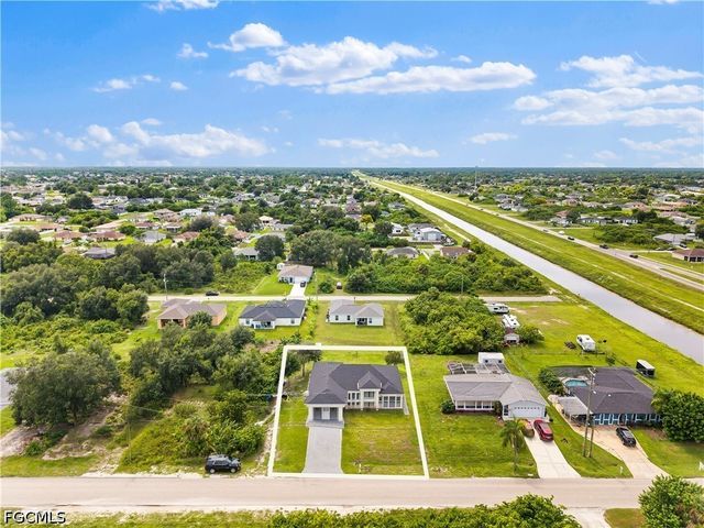 3011 8th ST SW, Lehigh Acres, FL 33976