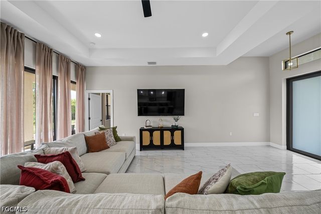 3011 8th ST SW, Lehigh Acres, FL 33976
